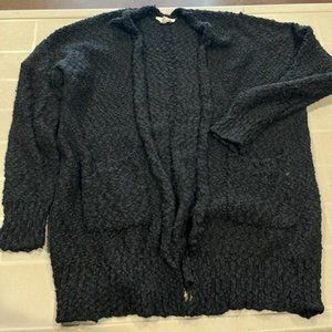 Oversized Black Boutique cardigan M/L